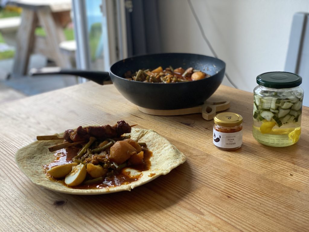 Lazy Man Roti Kip: Binnen 30 minuten een echte Roti Kip op je eettafel